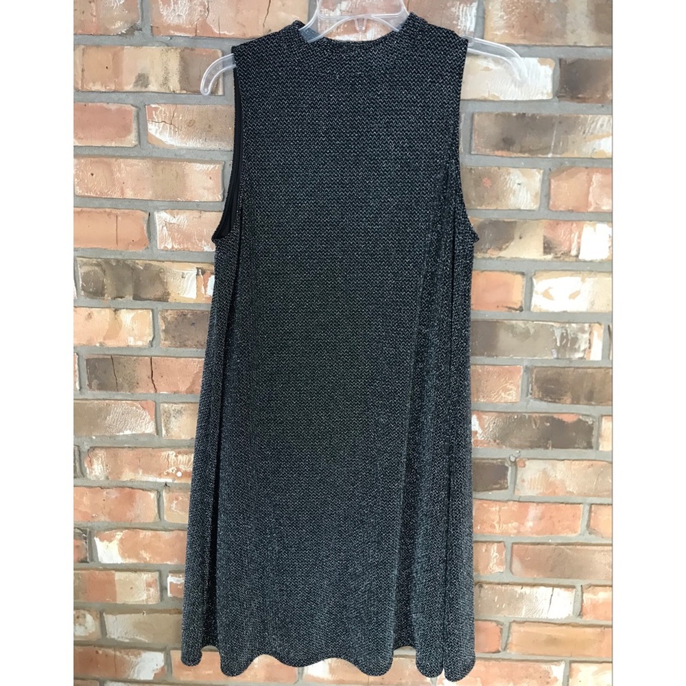 Love Fire Women’s Sleeveless Sparkly Black and Silver Dress   Large